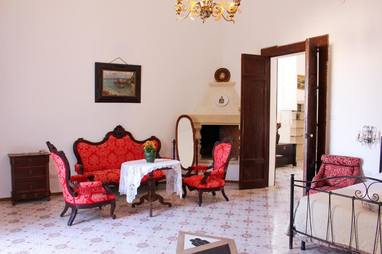 B&B Palazzo Sambiasi Lecce Ngoại thất bức ảnh