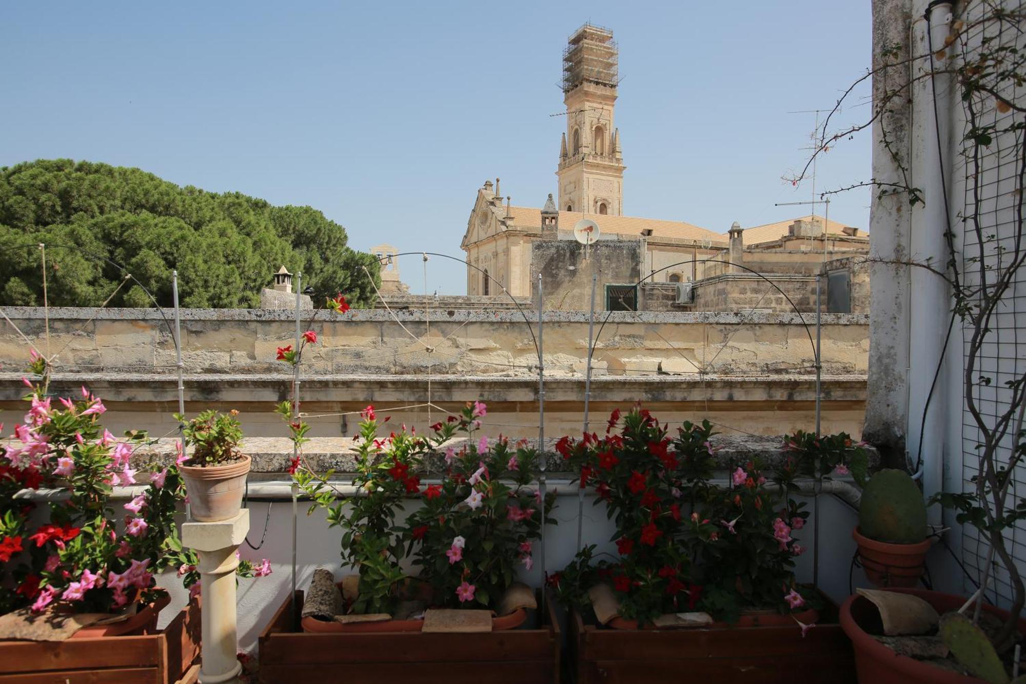 B&B Palazzo Sambiasi Lecce Ngoại thất bức ảnh