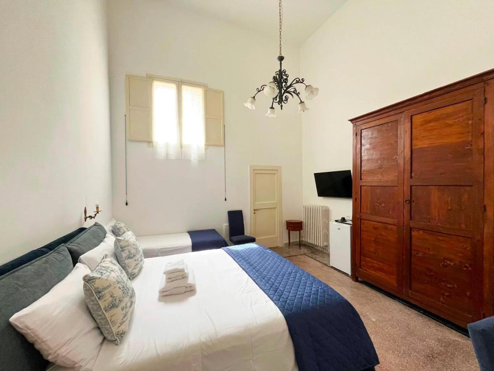 B&B Palazzo Sambiasi Lecce Phòng bức ảnh